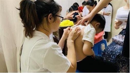 三伏貼要由專業中醫師評估。 (圖/三立新聞網)
