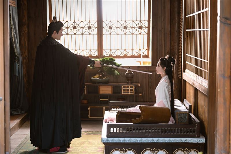 孟子義（右）與劉學義劇中前期關係像仇人。（圖／愛爾達電視提供）