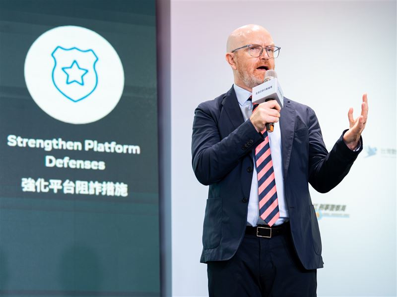 Meta今日宣布捐贈新台幣100萬元，支持MyGoPen與台灣數位安全發展協會，共同開發「AI識詐快答小幫手」。（圖／翻攝自Meta提供）