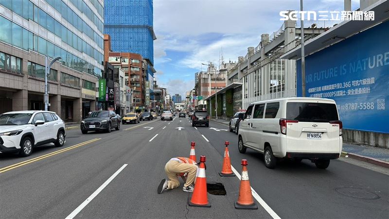 京華城基地前小天坑　無管線破損廠商回填
