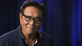 《富爸爸，窮爸爸》作者羅伯特清崎（Robert Kiyosaki） 圖／翻攝自Robert Kiyosaki臉書