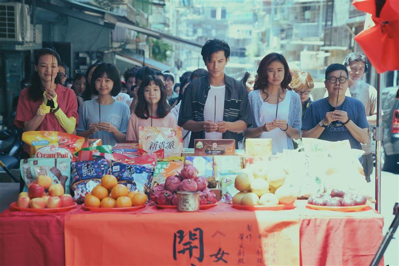 《女孩》導演舒淇(左起)、白小櫻、賴雨霏、邱澤、9m88、監製葉如芬。(圖/甲上娛樂提供)