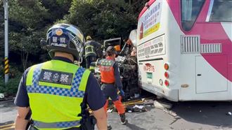 聯結車碰撞國光客運！釀14傷、1死名單曝