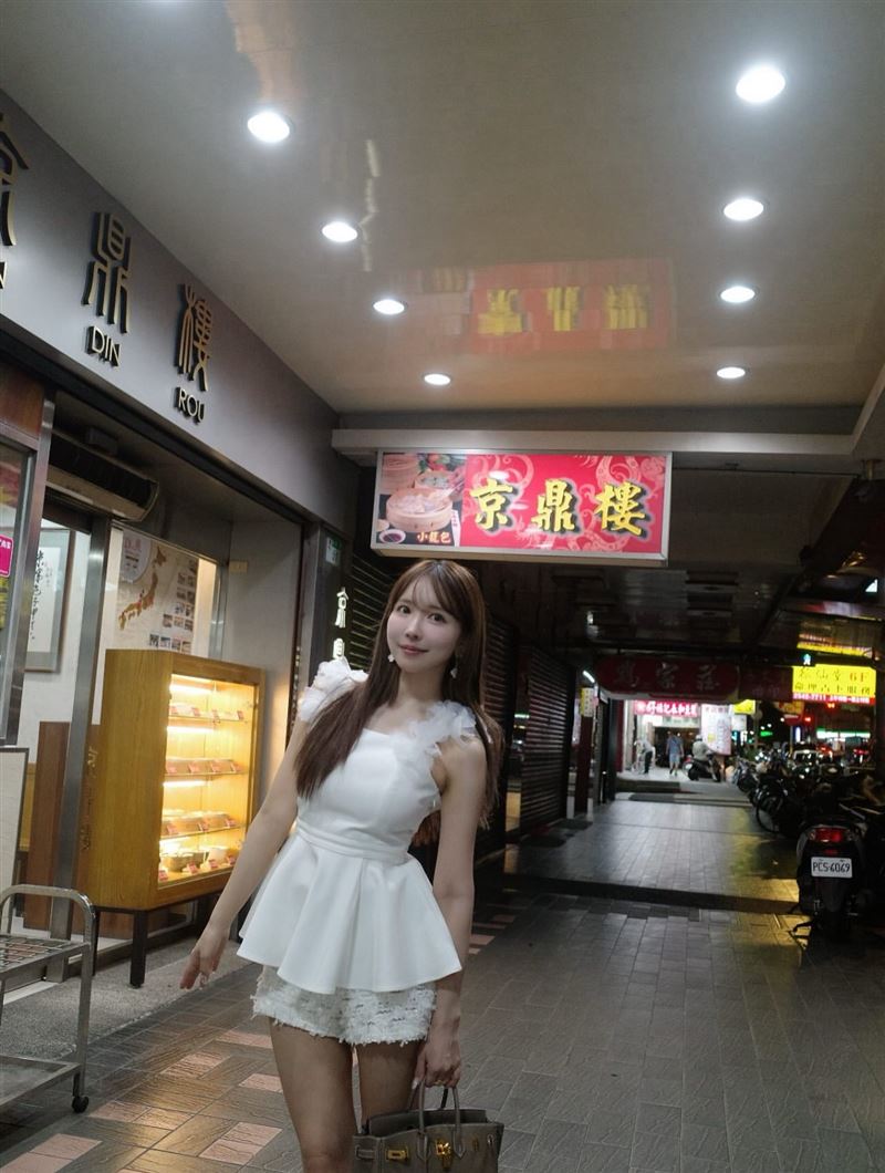 三上悠亞引退後,數次造訪台灣。(圖/翻攝自三上悠亞IG)