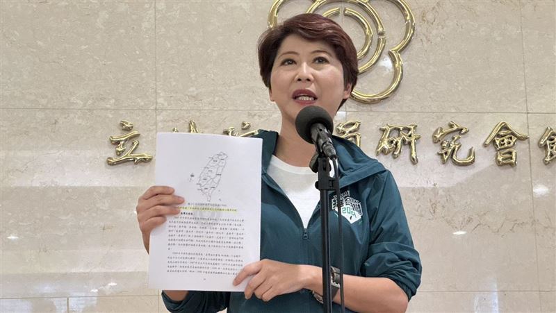 藍控抄論文！陳亭妃求償百萬：救災最重要