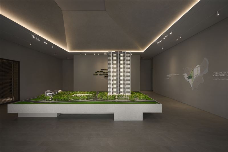 「馥華之道–鳳庭」建築高32層樓,是南新莊最高地標建築,視野開闊,輕鬆坐擁百米景觀。(圖/業者提供)