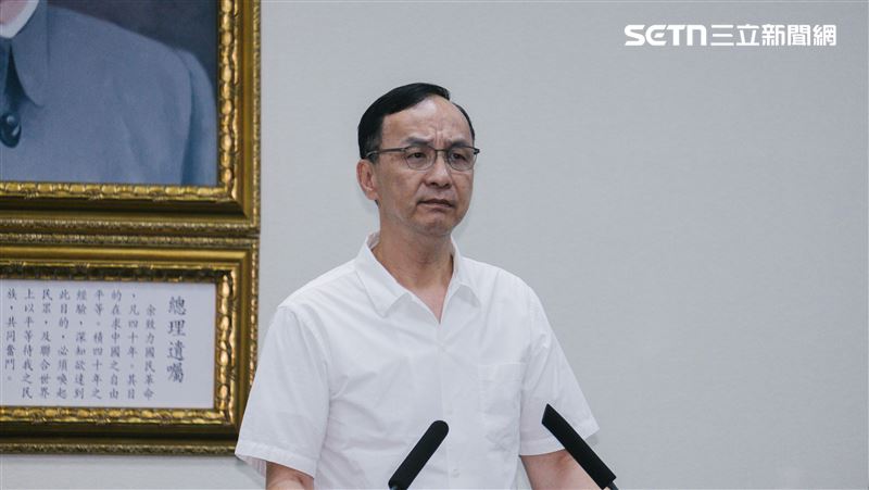 老黨員看不下當今的國民黨,發聲嗆朱立倫。(圖/記者楊士誼攝影)