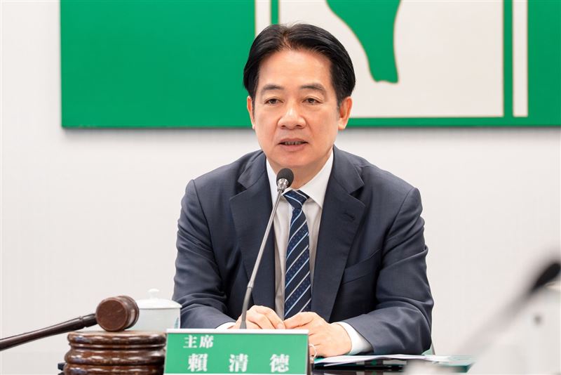 身兼民進黨主席的總統賴清德主持中常會。(圖/民進黨提供)