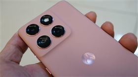 簡單開／motorola edge 60 fusion 美型機　輕薄好看也能拍