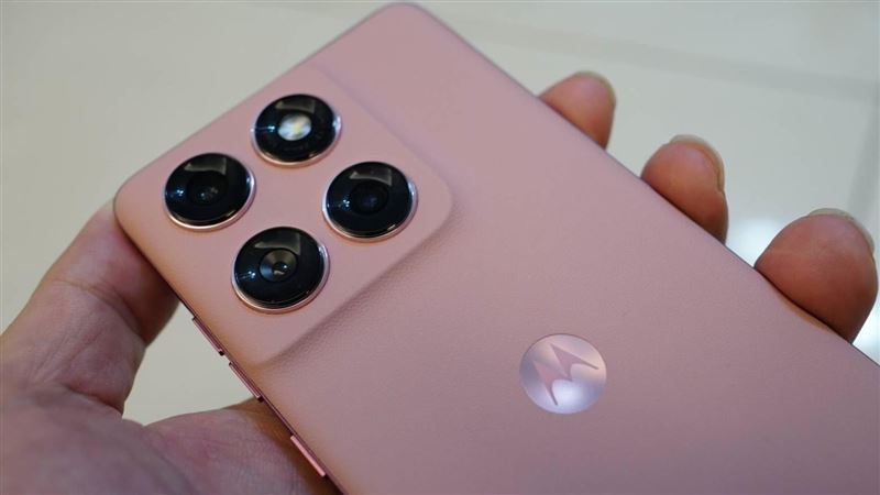 開箱／moto edge 60 fusion 輕薄好看美拍