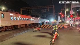 ▲新北瑞芳街平交道發生男子遭列車輾斃事故。（圖／翻攝畫面）