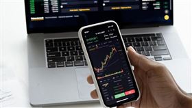 ▲美國總統川普，宣布與日本達成關稅協議帶動，台股盤中續攻。（示意圖／PIXABAY） 