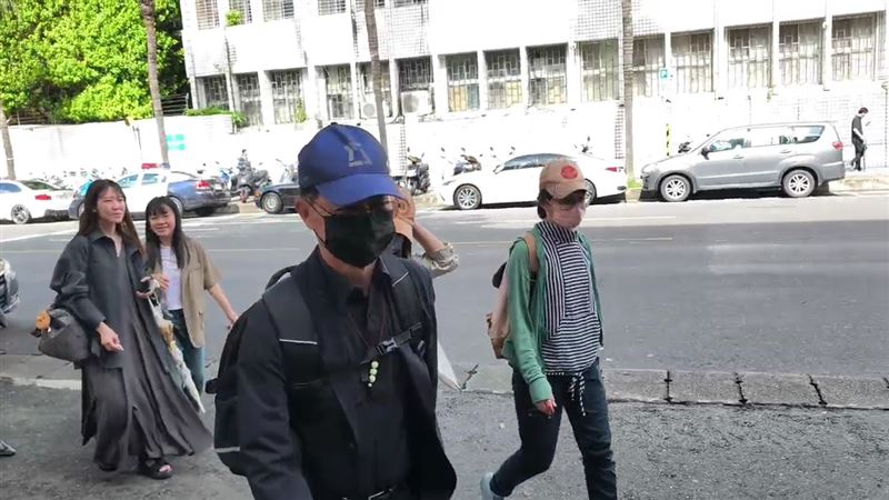 彭振聲現身台北地院！愛妻驟逝後首出庭