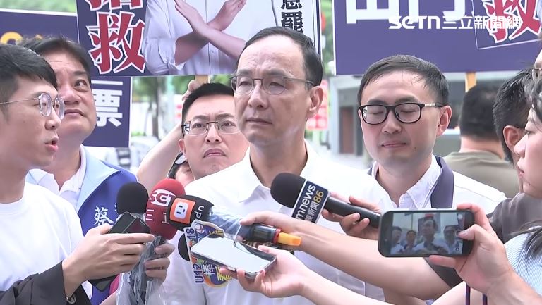 世大運有中方人士欲搶我賀電，朱立倫受訪「非常非常的生氣」。(圖/翻攝畫面)