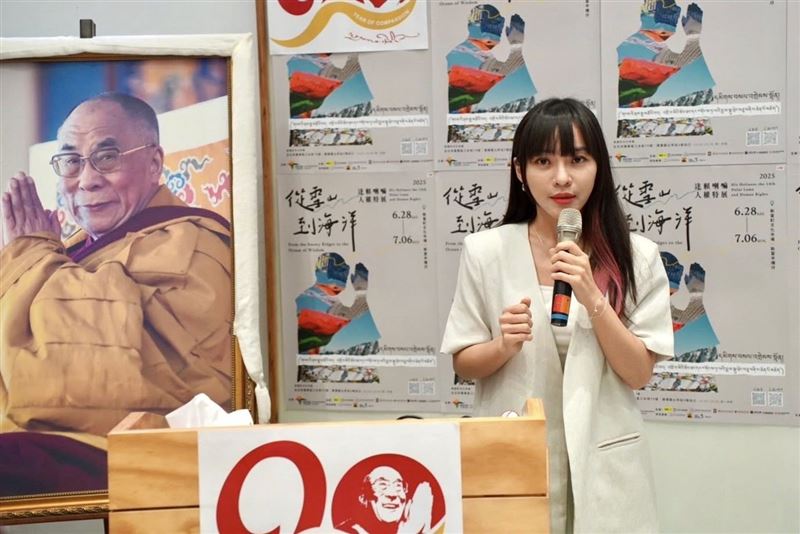 民進黨立委黃捷痛批中國隊在德國世大運欺負台灣隊的流氓行徑。（圖／翻攝自黃捷臉書）