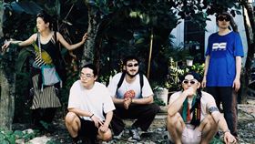 由郭采潔組成的樂團Mola Oddity，將現身「秋OUT音樂節」演出。（圖／PIPE Live Music提供）