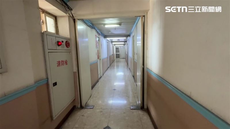 大樓四樓以上為住宅區，走道無堆放雜物