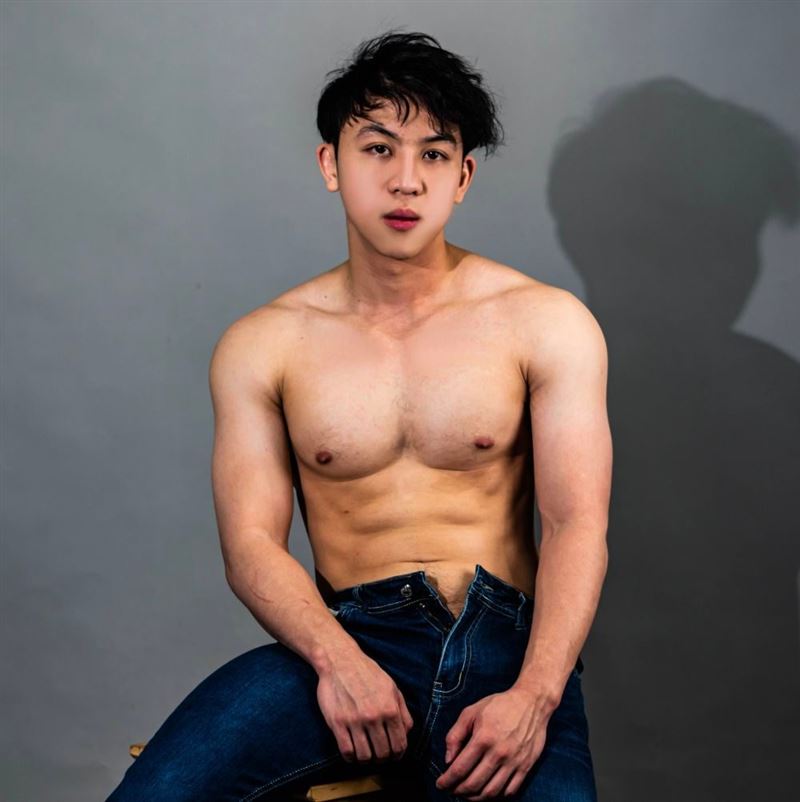 男優身分曝光。（圖／翻攝自吳季耕臉書）