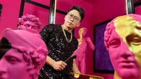 珠寶商歌手周靄宏2025年再度推出新歌〈純金戰士24K〉（圖／周靄宏本人提供）