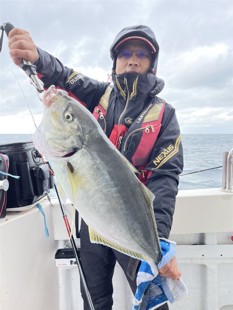 64歲的李先生熱愛海釣,日前健檢發現腎功能剩一半,抽血驚見體內的重金屬砷含量超標。(圖/台中榮總提供)