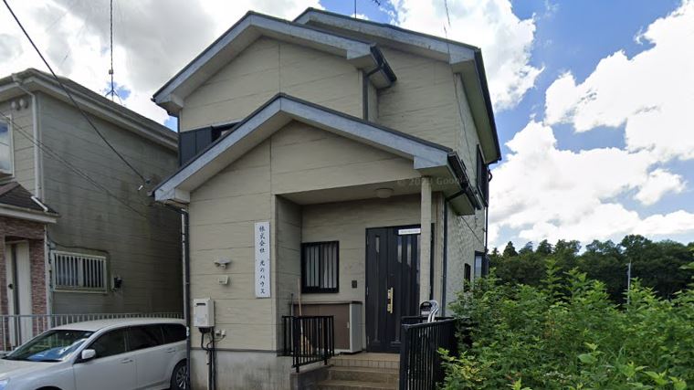 日本公司「HIKARINOHOUSE」宣布,贊助台籍社員返鄉投票機票。(圖/翻攝自google maps)