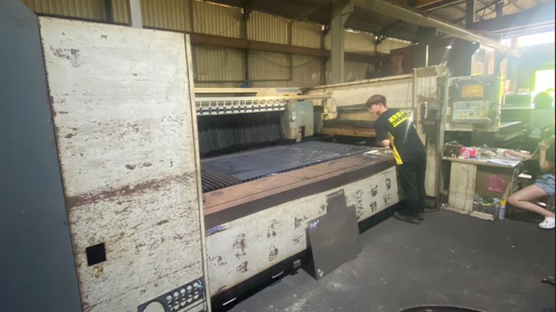 新北刑大破獲全台首座製作假車牌的工廠。(圖/翻攝畫面)