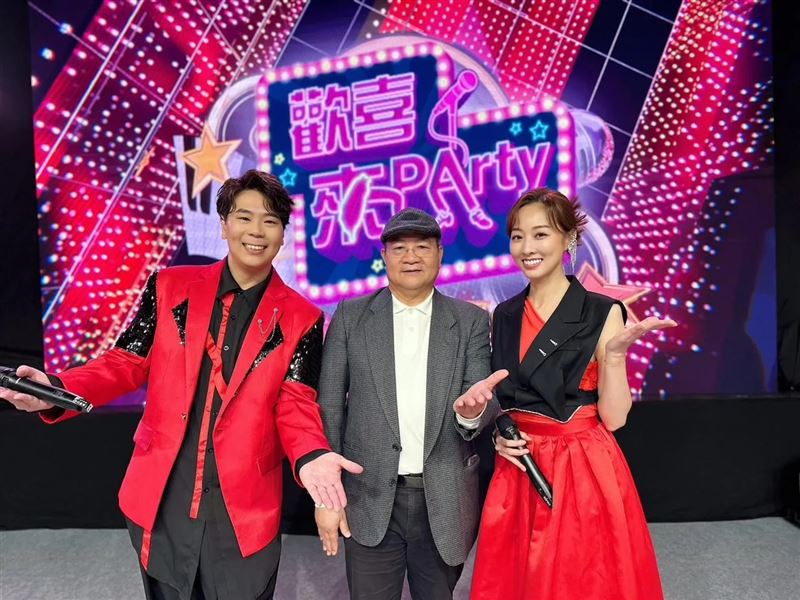 邵大倫（左）與夏語心的主持傳遭公視指LOW（圖／翻攝高雄市立圖書館臉書）