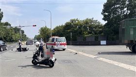 車禍,輾斃,聯結車,騎士,高雄市