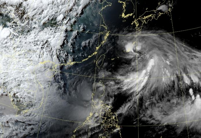 今晚起至26日清晨，北部可能有短延時豪雨發生。（圖／翻攝自中央氣象署）