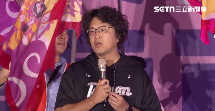 沈伯洋宣講。(圖/翻攝畫面)