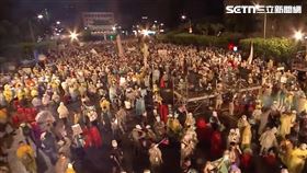 凱道活動結束1分鐘「椅子都收好了」！網驚嘆：台灣的公民素質太扯▼▲ 活動才剛結束，眾人迅速疊好椅子、撿垃圾整理環境。（圖／翻攝畫面）

