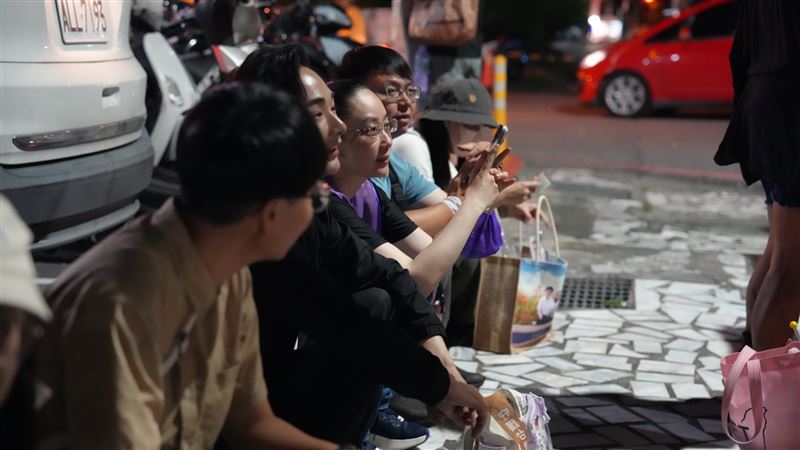 投票倒數，八炯分享花蓮當地的情況，直呼「花蓮起風了！」（圖／翻攝自Thread @musiclin_1107 帳號）