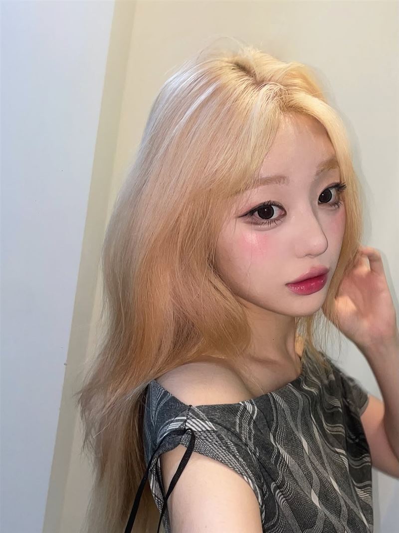 權喜原在隊內擁有超高人氣。（圖／翻攝自IG @hee._.tty）