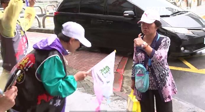 林智群律師直言，民主就是自作自受，大家就低下頭一起承受後面的立法院表現吧！（圖／翻攝畫面）