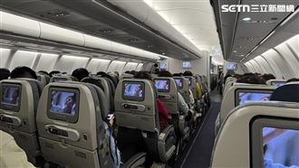 飛機,乘客,經濟艙,空姐,空服員。（圖／記者朱祖儀攝影）