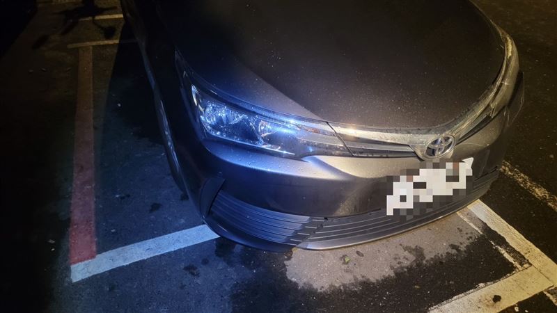 馬籍陳姓車手被車撞。(圖/翻攝畫面)