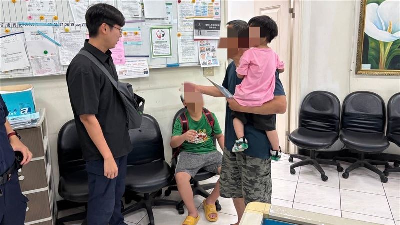 弄丟作業怕被罵！男童離家，警溫暖開導
