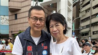 羅智強明先陪陳佩琪投票！再陪趙少康