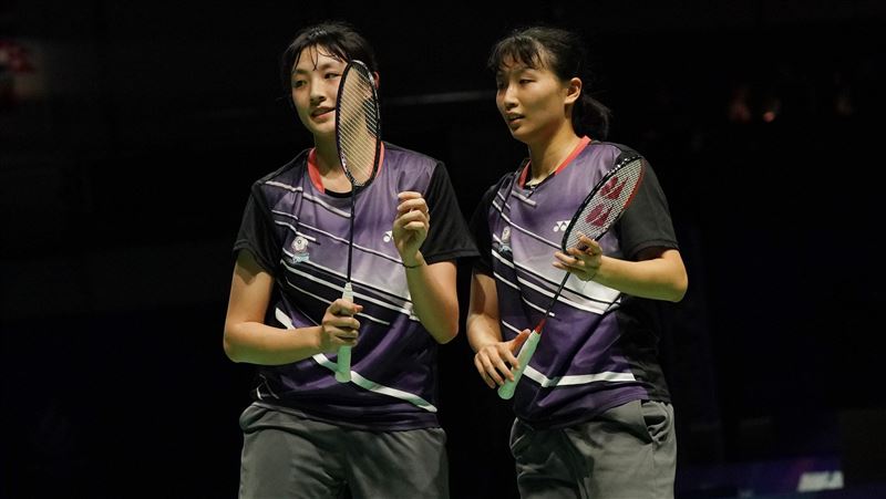 台灣女雙宋祐媗／鄭宇倢則是在女雙4強以15：9、15：7直落二收拾日本女雙中出堇（ 中出すみれ）／田邊裕美，闖進金牌戰。（圖／大專體總提供）