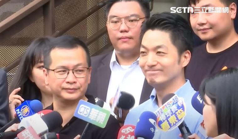 羅智強（左）表示，把該做的事情做完後，跟蔣萬安（右）市長一樣陪家人、放鬆一下。（圖／翻攝畫面）