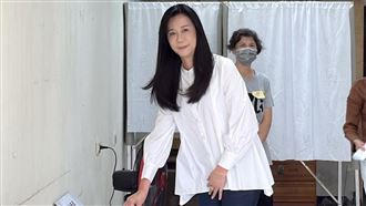 桃園出太陽了!萬美玲現身投票喊話一句