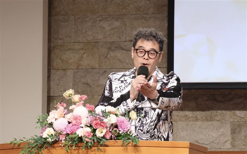 林沖與林凱文正式成為父子。（圖／記者鄭孟晃攝影）