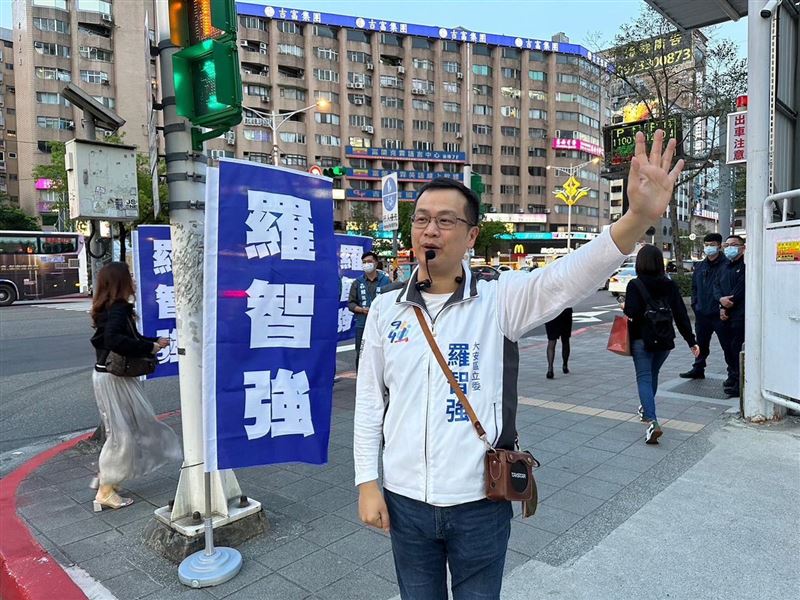 國民黨立委羅智強罷免案未通過。（圖／翻攝自羅智強臉書）