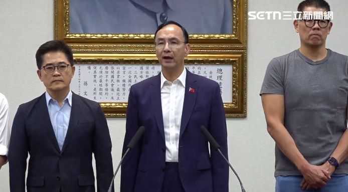藍委罷免案過關，朱立倫在國民黨中央發表談話。（圖／翻攝畫面）