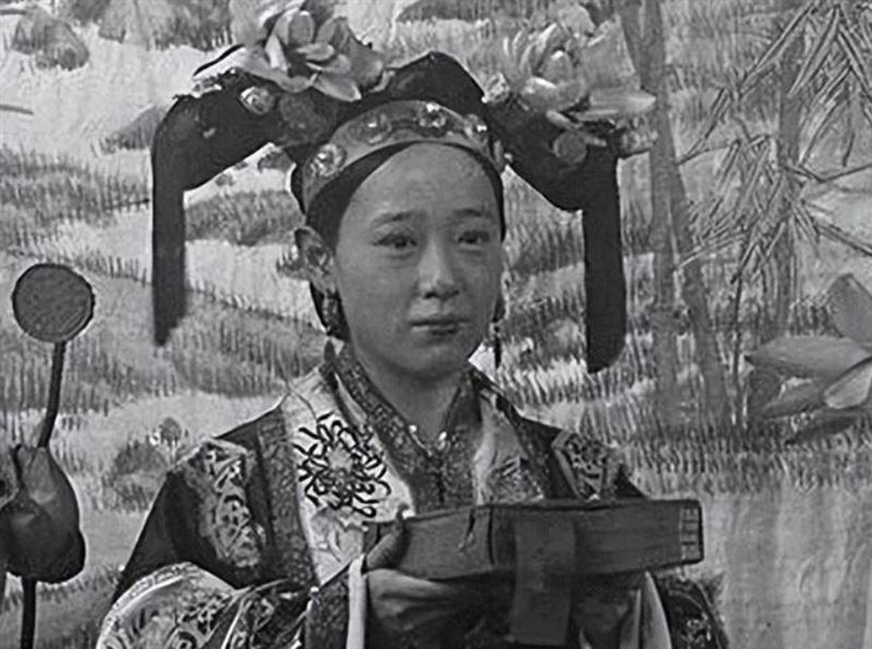 黑白照片難掩其美貌,四格格是名副其實的清朝第一美人。(圖/翻攝自微博)