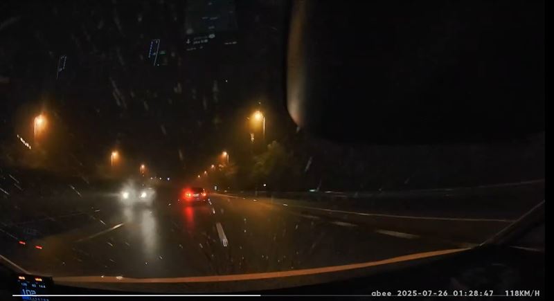 不少網友透露，自己當天也遇到該逆向車。（圖／翻攝自Thread @jin_911216授權提供）