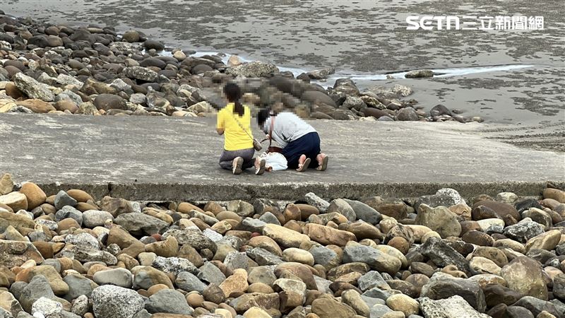 苗栗要升高一的15歲吳姓少年昨天(26日)傍晚,跟同學到沙灘戲水,落水失蹤。(圖/翻攝畫面)