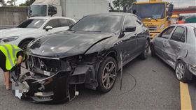 車禍,鼎金交流道,大貨車,自小客