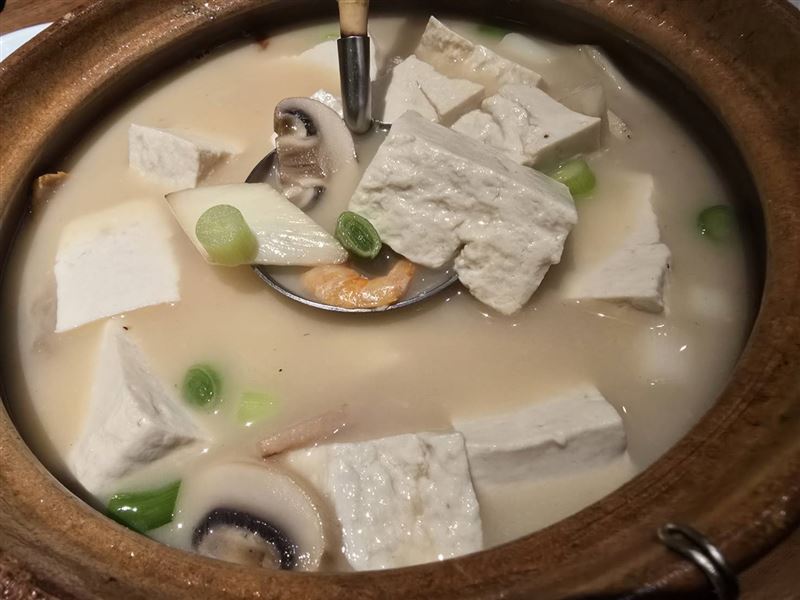 「食不食貨」的台菜品。(圖/陳鴻提供)