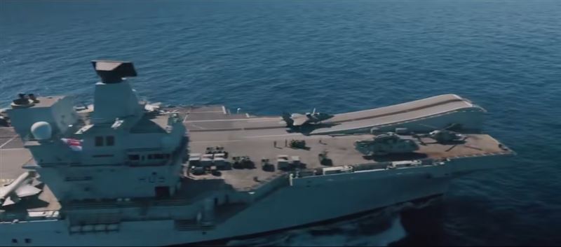 英國航空母艦「威爾斯親王號」航艦打擊群搭載F-35戰機。(圖/翻攝自英國皇家海軍臉書)